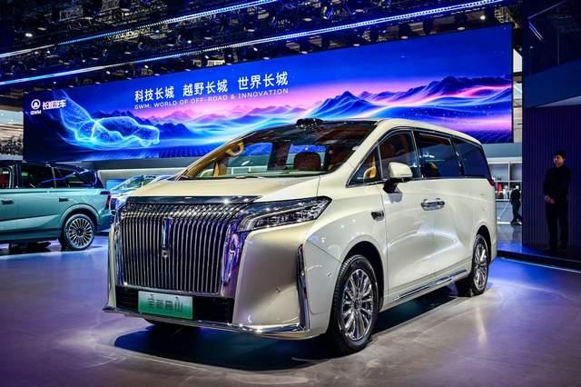 魏牌发力新能源，三箭齐发抢占市场先机