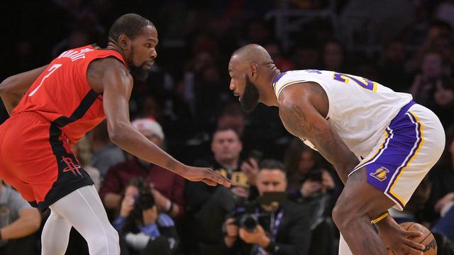 松鼠说体育：一觉醒来杜兰特天塌了啊，随着