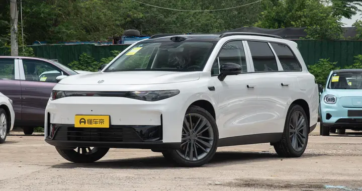 17万级六座SUV，激光雷达+8295 芯片， 零跑C16适合多口之家吗？