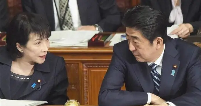 日本媒体开始欢呼，茂木敏充自豪表示，终于和中国外长接触了