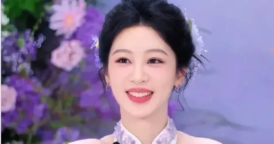 杨紫一句“没人通知我啊”，把内娱的沟通黑洞彻底撕开了