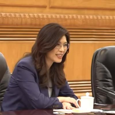 当年很瘦：郑丽文说：“共建中华民族现代文