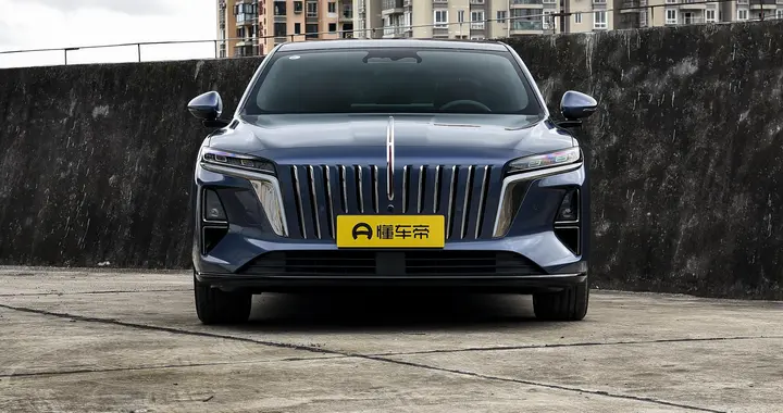 全新红旗H7 PHEV试驾：全能型插混中大型轿车，适合家用/商务