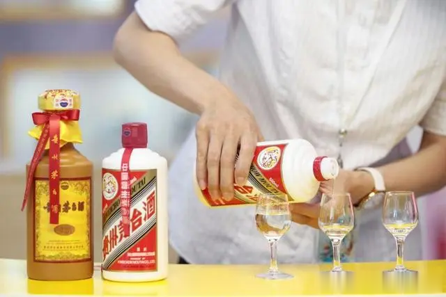 为何中国人对白酒的偏爱超越了啤酒？