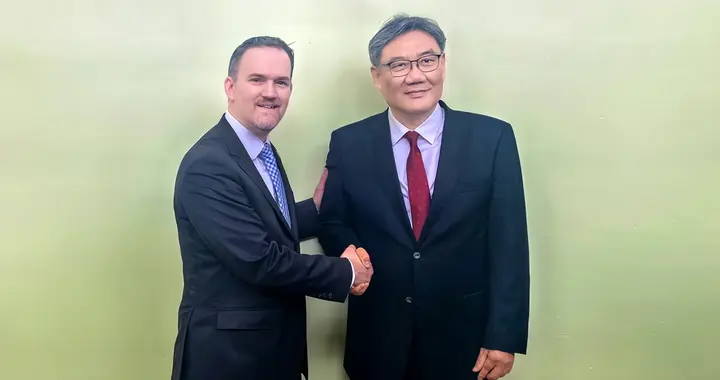 中美谈崩？中方不再手软，立案调查美国！2309吨黄金给了中国勇气