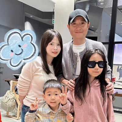 夜樱小录：42岁文章现身上海新开的餐馆招