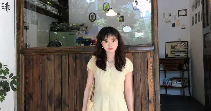 夏天连衣裙一定选带袖的！优雅内敛不露尴尬区！精致女人必备