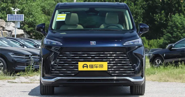油电同价更省油！全新别克GL8陆尚PHEV，家用MPV好选择
