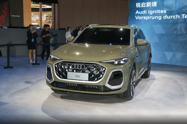 全新奥迪Q5L上海车展首发，配华为ADS+第五代EA888，能成爆款吗？