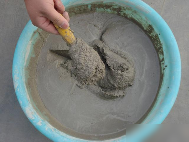 买砖别被“全瓷砖”忽悠！泡水砖真的差吗？一篇说清