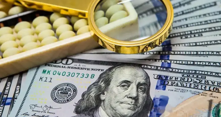 中方大手一挥，再抛5亿美债，美方发现不妙，全球疯抢中国债券