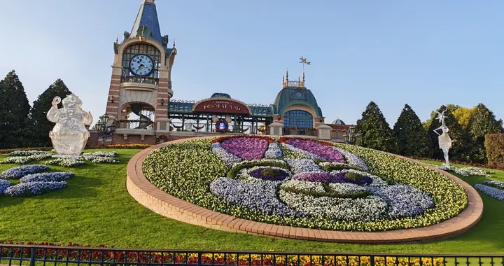 上海迪士尼乐园，一座造梦工厂