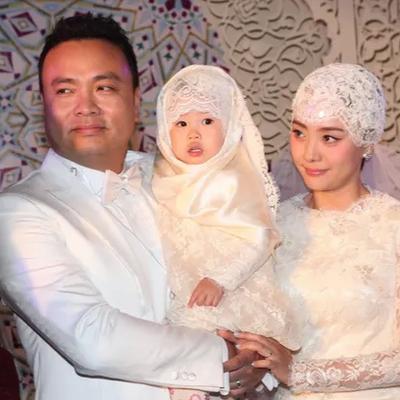 八卦小肥猫：2013年10月，刘园媛与大