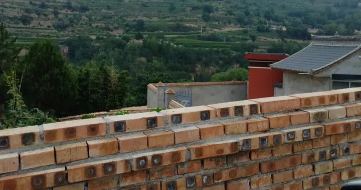 简调卧龙大庄村