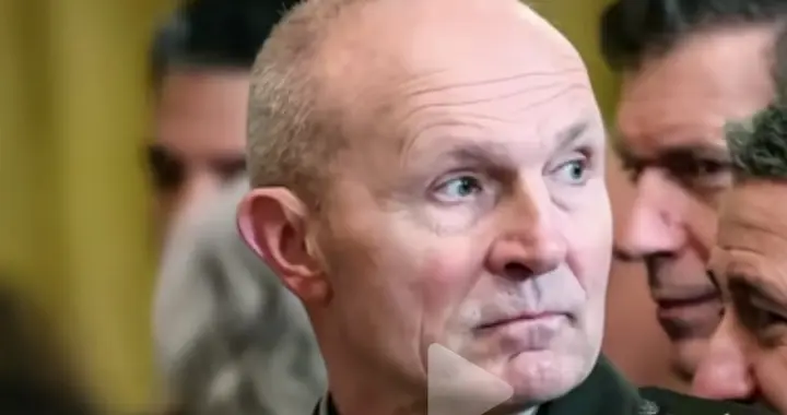 战时逼退陆军参谋长：五角大楼的忠诚清洗与战争赌局