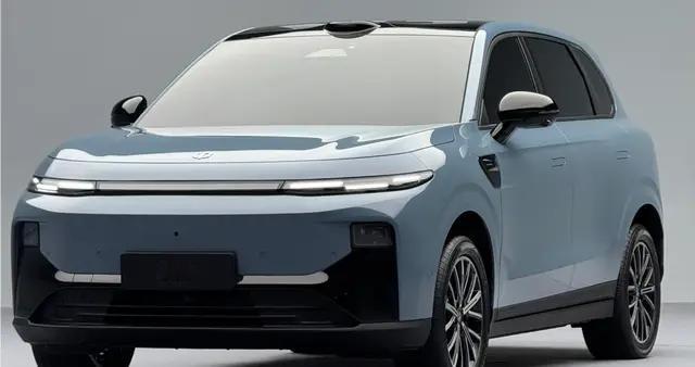 奶爸实测零跑B10激光雷达版｜开3个月跑5000公里，多花1万太值了