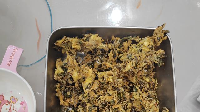 多才生活家：炸花椒叶咋成一坨一坨了，是不