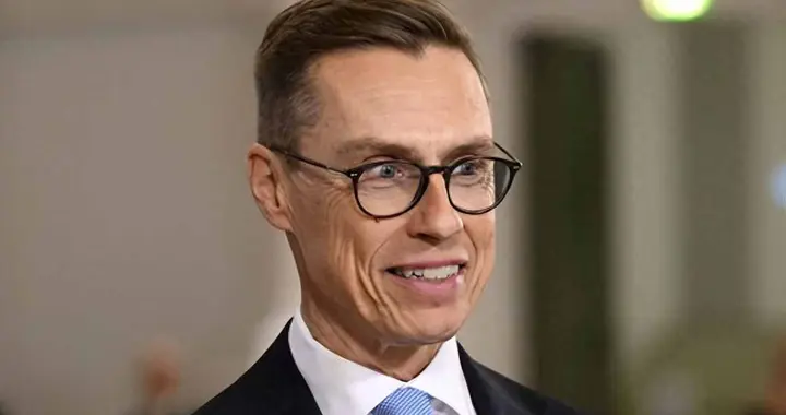 芬兰总统：斯大林4年就攻占柏林，普京现在还没到基辅，也到不了