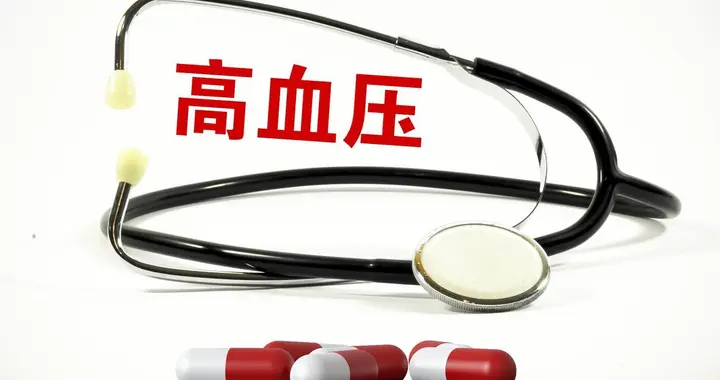 提醒中老年人！血压异常不是“偶尔波动”，2个信号出现，要警惕