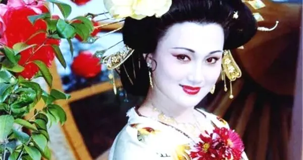 杨玉环：一代绝世佳人背后的爱恨情仇，唐朝最动人最悲壮的传奇！