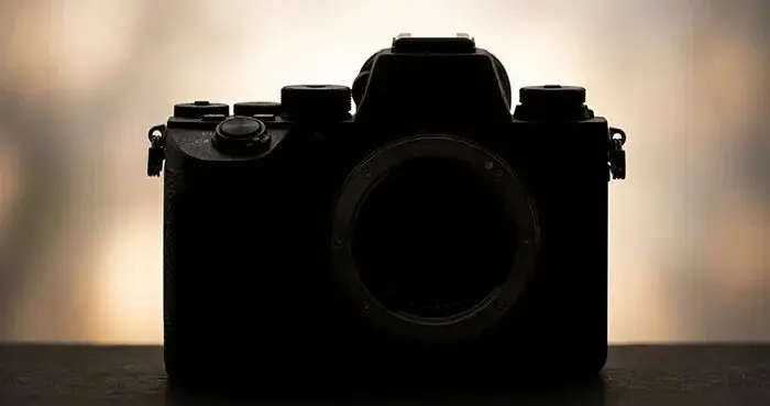 索尼三连：5月出高端机，rx1r3降价，ZV-E1下架