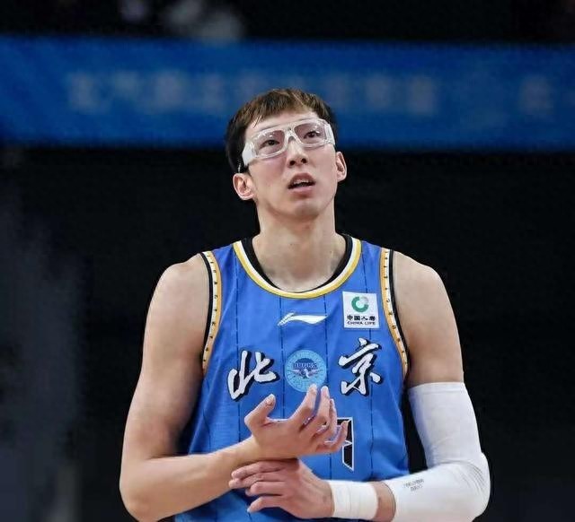 上海男篮99-85北京！球员评分：5人满分、4人及格、1人低迷