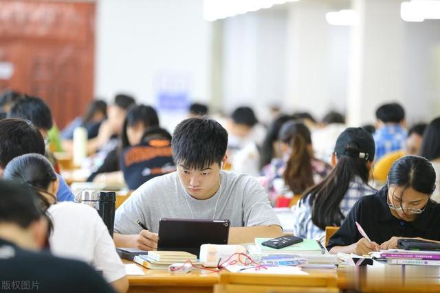 高考填报志愿时候，十个关键词汇解读