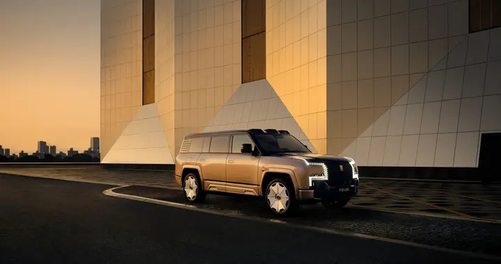 安全轻量耐腐蚀，仰望U8L鼎世版全球首创全铝大车架