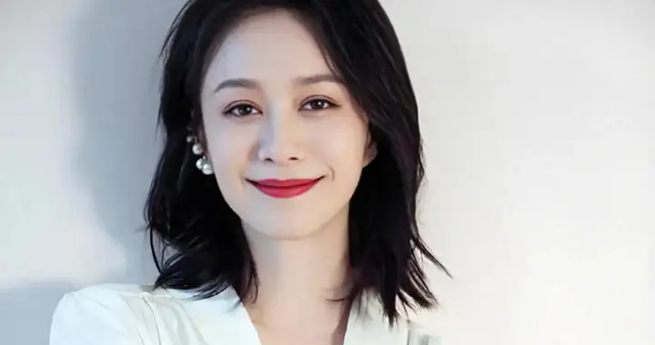 倪虹洁谈还债 笑对人生