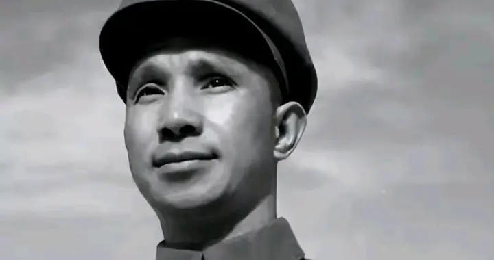 战机从天而降！狂妄74师孤军冒进，粟裕大喜，果断拍板：速打王牌