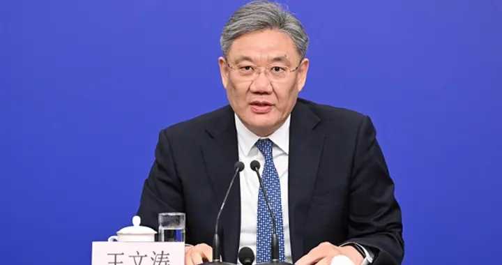 全球同时接到通告，中方将带队出席，53国享受优惠待遇，美国出局