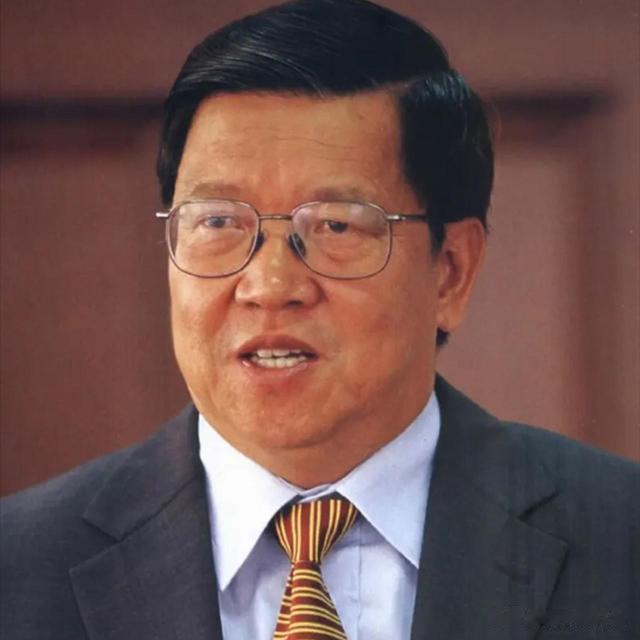 1997年与美谈判，美方说：中国肉在美国狗都不吃，龙永图回应绝了