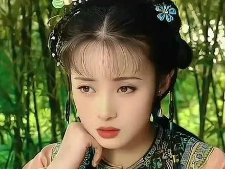 终于明白她为啥不敢生女儿，颜值基因太可惜