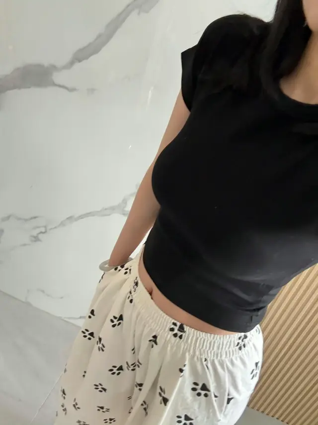 狗爪奶皮裤穿着很舒服！去年做的奶皮裤的料子