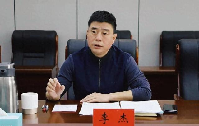 中央巡视组到河南第八天，鹤壁市一干部被查，在鹤壁工作长达35年