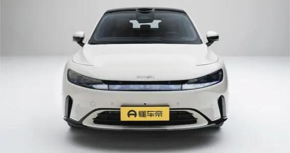 smart家族尺寸新高度：18.99万起，综合续航1810公里的掀背轿车