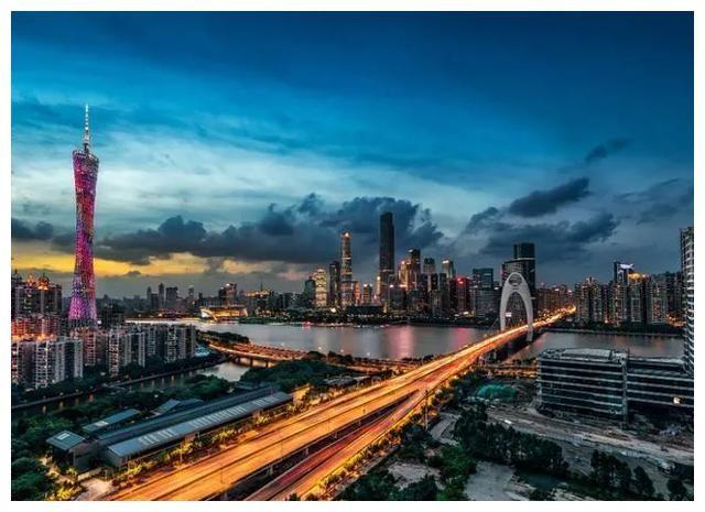 广州真的一线城市地位不保？数据背后的故事