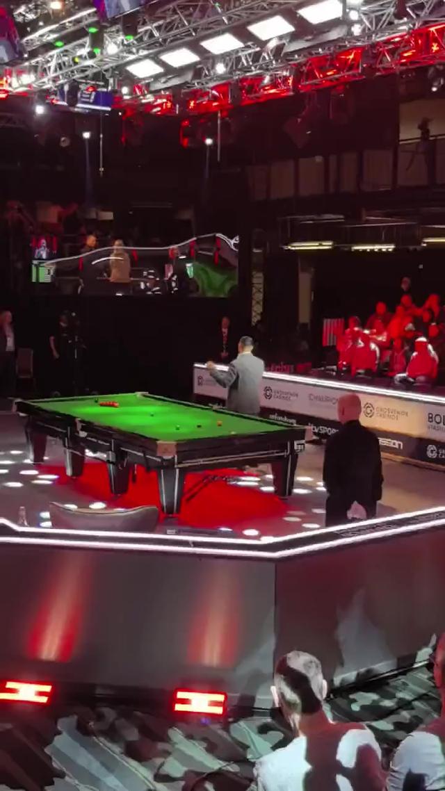 冠中冠第二比赛日：中国女子冠军白雨露创造神奇！闪亮登场