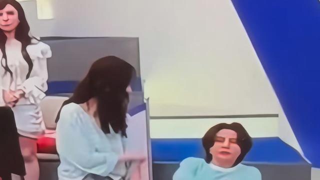 唐糖爱吃瓜：李小冉也头痛了 她根本没想到