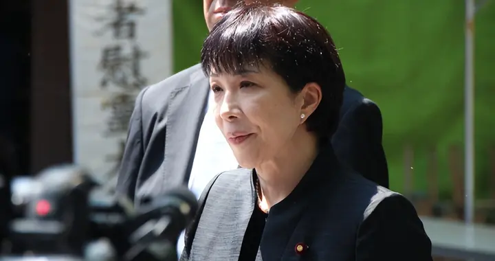 岛内摊牌：解放军一旦出手，日本将撑不过2周，高市最新民调变了