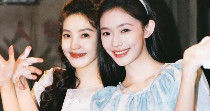 同框从未输过？她才是真正的合影杀手啊！