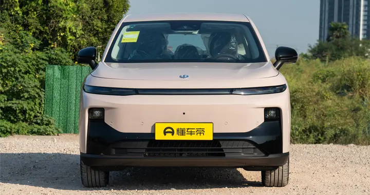 零跑B10深度体验，有惊喜也有小缺憾