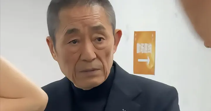 钱再多有什么用？76岁的张艺谋，终究还是走上了张纪中的那条老路
