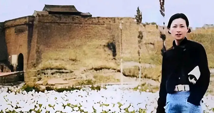 林徽因的穿搭有多超前，在1936年就穿着牛仔裤配皮腰带，帅气逼人