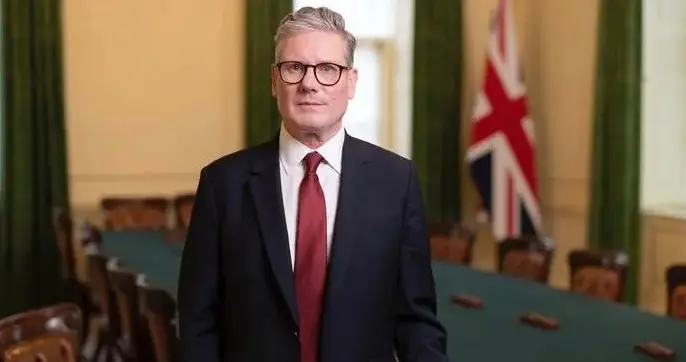 英国首相访华回国后大实话：我们太慢了，该学学中国速度！