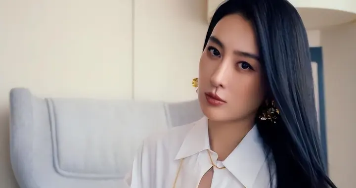 与孔令辉分手12年，被黑人托在肩上的马苏，终是为自己的风流买单