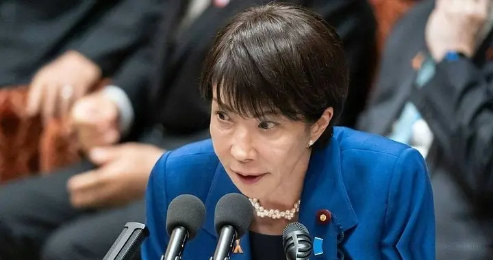 王毅不见日本高官，日媒发现不妙，日本正变“小”，中方态度明确