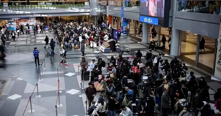 17死249伤！屡劝不听，滞留北海道旅客喊话祖国包机接人！