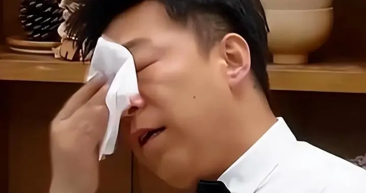 钱再多有啥用！51岁百亿影帝黄渤现状曝光，戳中无数年轻人的软肋