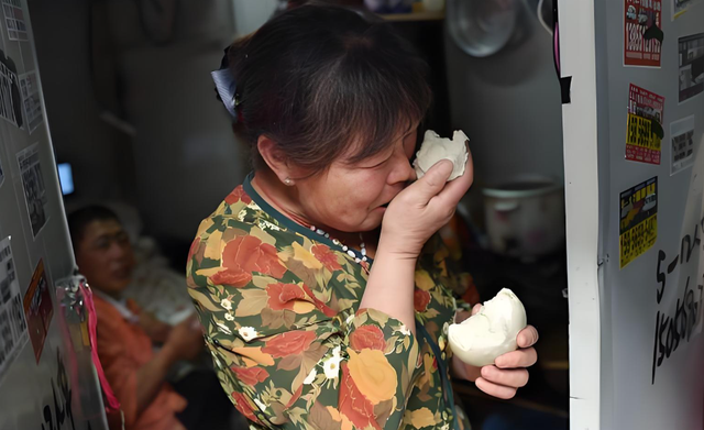 我车贷房贷要还，土豪公婆吃喝玩乐不闻不问